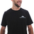 Camiseta casual masculina preta com estampa de montanhas e a frase "IT'S NOT THE DESTINATION".