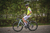 Colete Corta Vento Masculino Marcio May New Race Amarelo Neon Foto com Ciclista