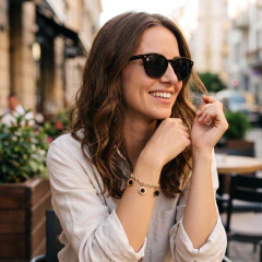 Pulsera Dijes Círculo Ónix Negro Estilo Romano – Dorado / Rosé - comprar online