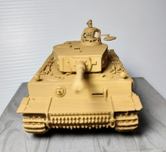 Tiger I con Comandante en internet