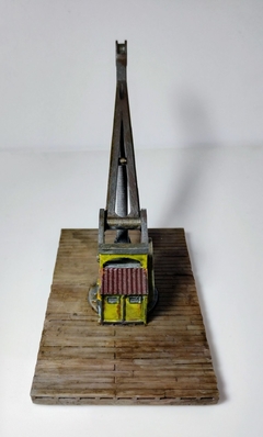 GRUA SOBRE TABLONES HO. pintada. - comprar online