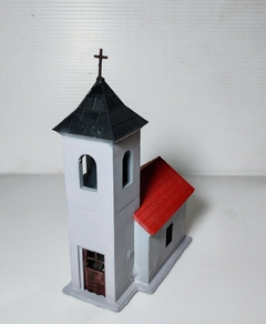 Capilla 1/87 HO. pintada. en internet