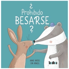 ¿Prohibido besarse?