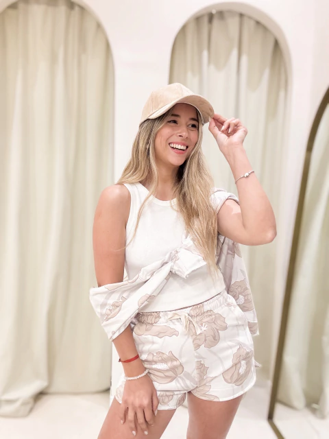 Short Yami - comprar online