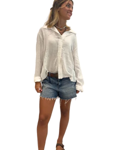Camisa de lino split blanca en internet