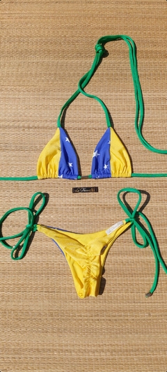 BIQUÍNI CORTININHA RECORTES E CALCINHA DE AMARRAR EMPINA BUMBUM BRASIL - comprar online