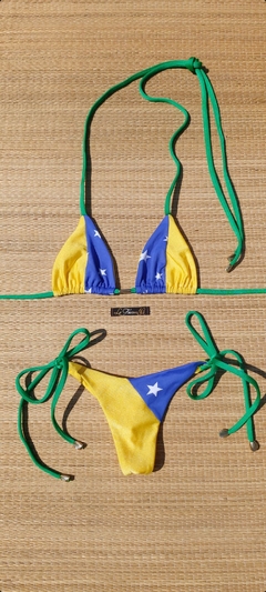 BIQUÍNI CORTININHA RECORTES E CALCINHA DE AMARRAR EMPINA BUMBUM BRASIL