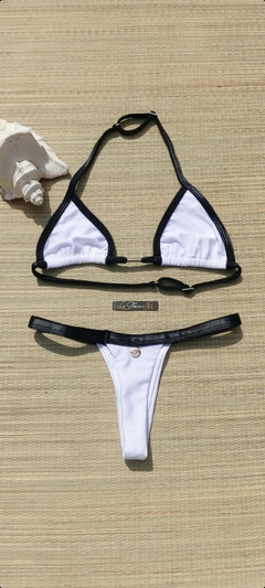 BIQUÍNI CORTININHA REGULADOR E CALCINHA FIO BRANCO/PRETO