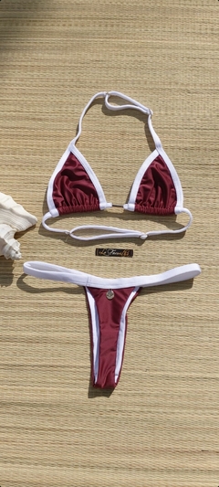 BIQUÍNI CORTININHA REGULADOR E CALCINHA FIO VINHO/BRANCO
