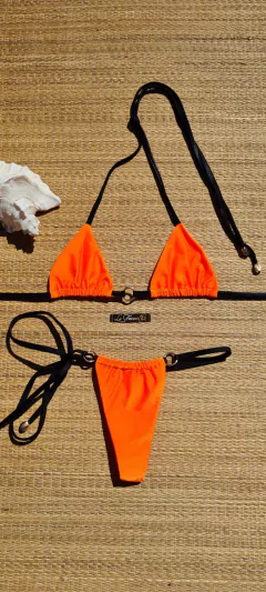 BIQUÍNI MALIBU ARGOLAS CORAL NEON