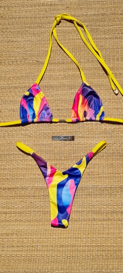 BIQUÍNI CORTININHA E CALCINHA FIXA CAMUFLADO COLORIDO - comprar online
