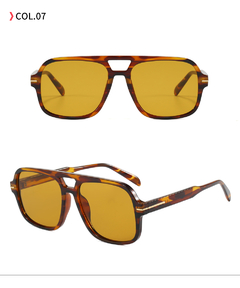 Óculos de Sol Maxi Feminino Classico 2W25 38061