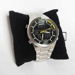 Relógio Orient masculino MBSSA047 PYSX Digital e analógico Cronógrafo na internet