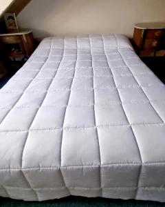 Acolchado 4 Estaciones Reversible - Blanco/arena