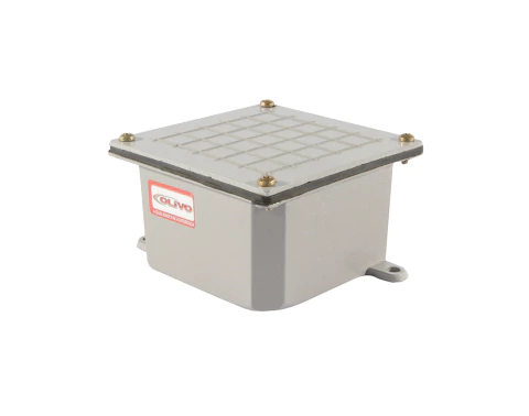 Caixa Passagem Alumínio 10 X 10 X 6Cm Com Tampa E Parafusos Olivo CPA10