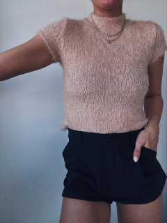 TOP POLERA PELUCHE NUDE - Juana Catalana