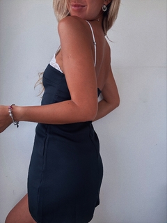 VESTIDO MILLIE CON PUNTILLA - NEGRO