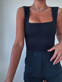 BODY MORLEY ESCOTE CUADRADO V2 - NEGRO