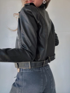 CAMPERA BIKER MILA ECOCUERO - NEGRO GASTADO en internet