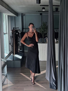 VESTIDO TIANA LARGO - NEGRO