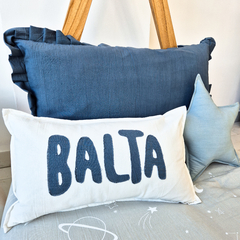 Almohadon con Nombre Personalizado - Tienda Mini