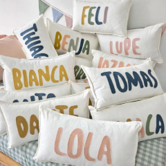 Almohadon con Nombre Personalizado