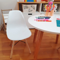 Combo Mesa y Sillas Lola en internet