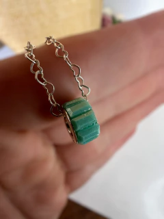 Dije Estilo Pandora Chico Verde - Plata 925 con Forma Facetada - Mirame Un Instante