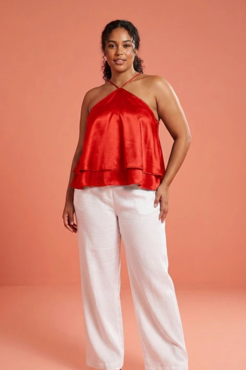 Blusa Acetinada c/ Camadas na internet
