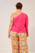 Blusa viscose de um ombro na internet