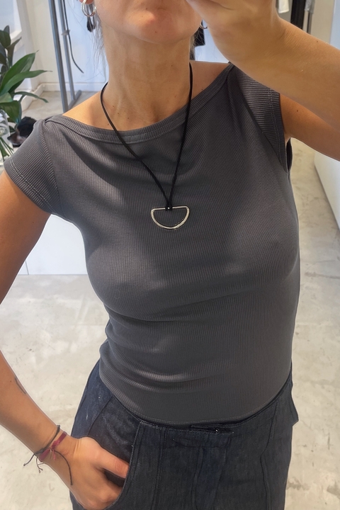 Remera Dina - comprar online