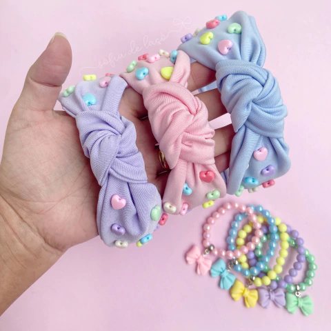 Tiara turbante corações