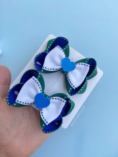 Laço Cleo com aplique de coração (unidade)