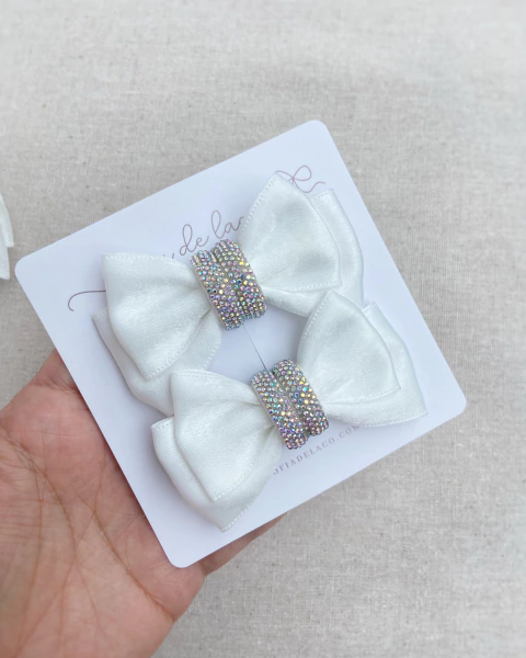 Parzinho laços Malu c/ detalhe em strass