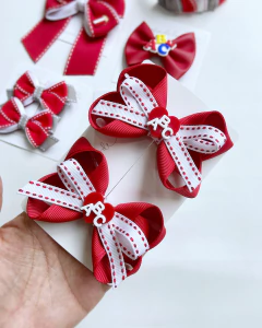 Laço escolar M com coração ABC (unidade) - comprar online