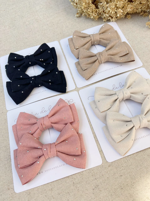 Parzinho de laços Malu com strass