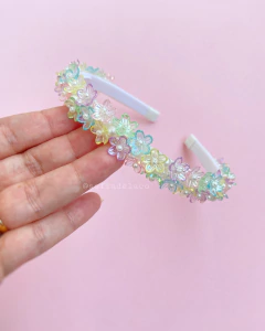 Tiara florzinhas translúcida - comprar online