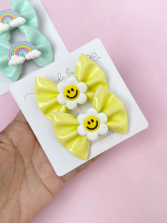 Laço Antonela verniz com aplique (par) - comprar online