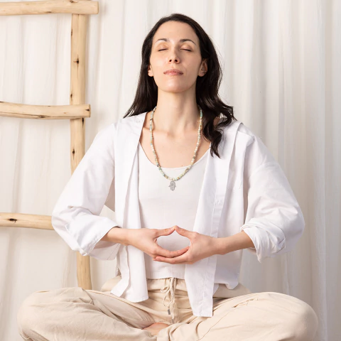 JAPA MALA DE AMAZONITA, AMULETO HAMSA - comprar online