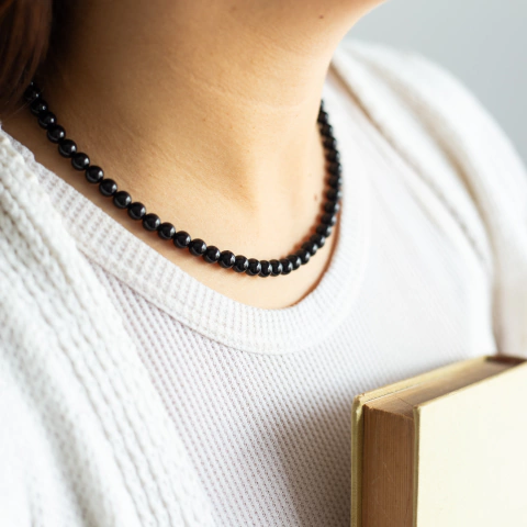 GARGANTILLA ESCUDO (TURMALINA NEGRA 6mm)