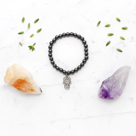PULSERA PROTECCION HEMATITE (AMULETO HAMSA) en internet