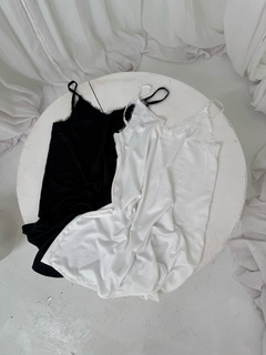 VESTIDO LENCERO - Vale Todo