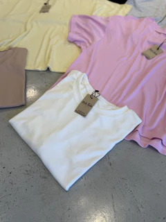 REMERA ALBA