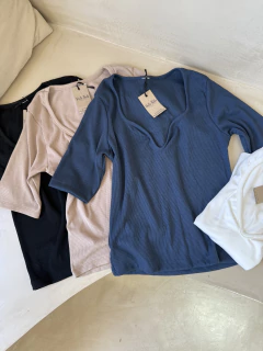 REMERA HOLLY - Vale Todo