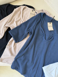 REMERA HOLLY - Vale Todo
