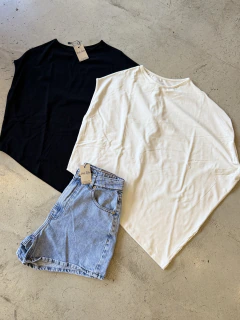 REMERA IRREGULAR