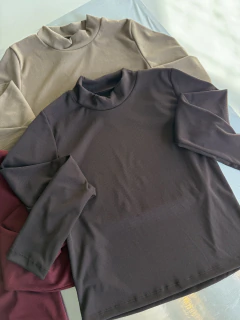 Imagen de POLERA VIVIAN