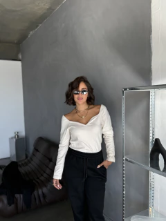 REMERA PENELOPE en internet