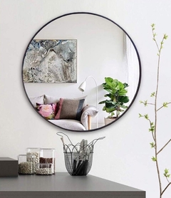 Imagen de Espejo Redondo de 60 cm con moldura de PVC color negro/oro