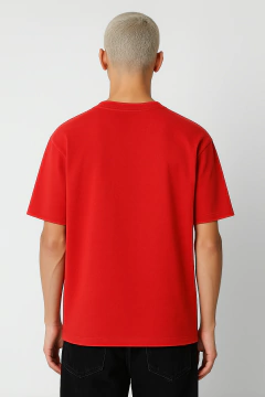 Camiseta Oversized Calore Vermelha na internet